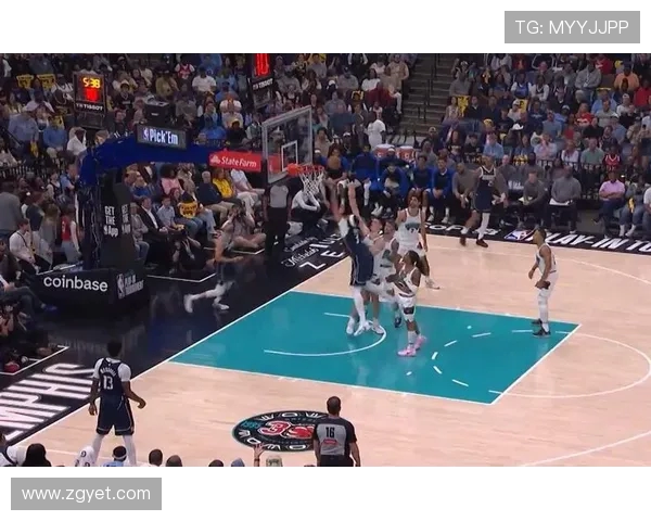 森林狼迎战独行侠争夺季后赛席位 双方实力对决引发球迷关注