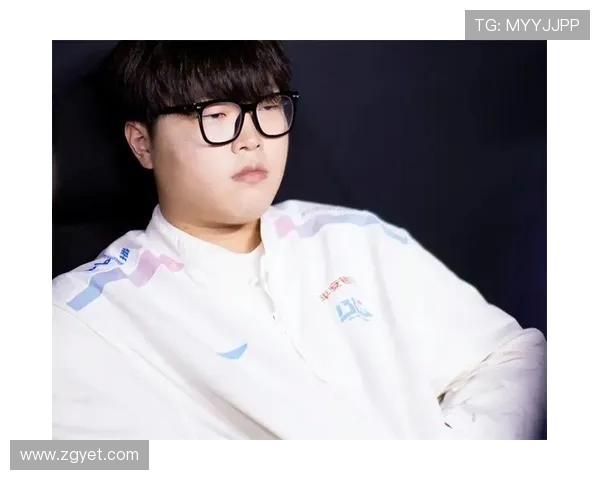 JDG战队崛起之路：从默默无闻到英雄联盟顶尖强队的成长历程