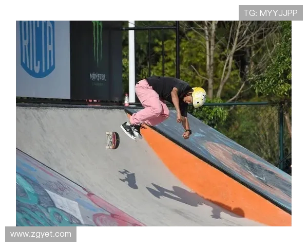 南京滑板队与上海滑板队赛后复盘分析个人能力差异与表现