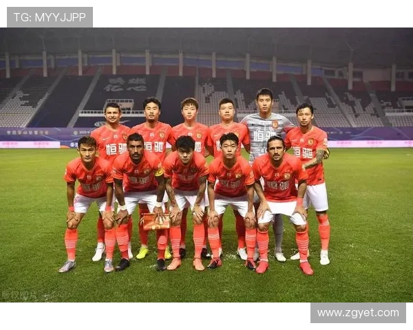 赛后分析：广州排球队与上海排球队的团队协作与战术对比探讨